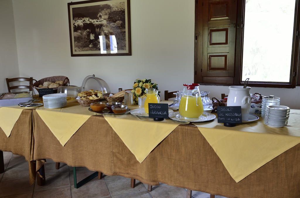 Agriturismo Guthiddai 奥列纳 外观 照片