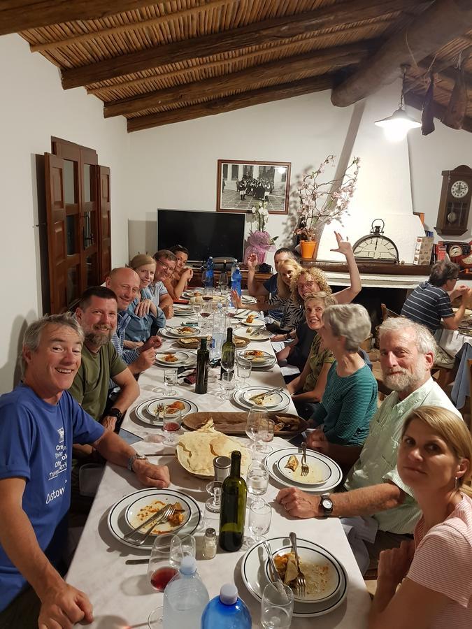 Agriturismo Guthiddai 奥列纳 外观 照片
