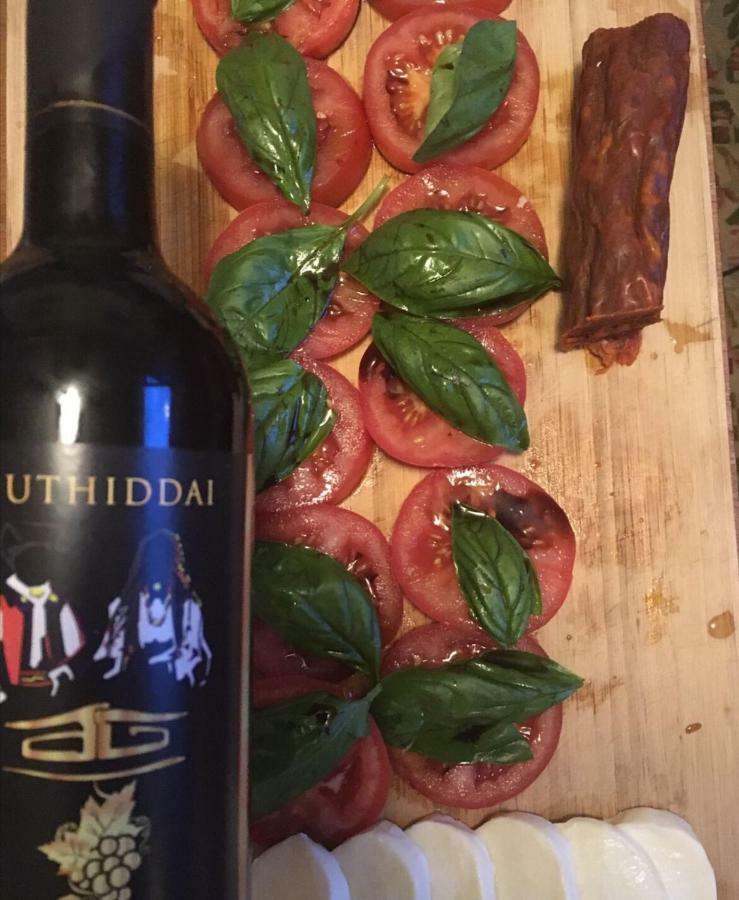 Agriturismo Guthiddai 奥列纳 外观 照片